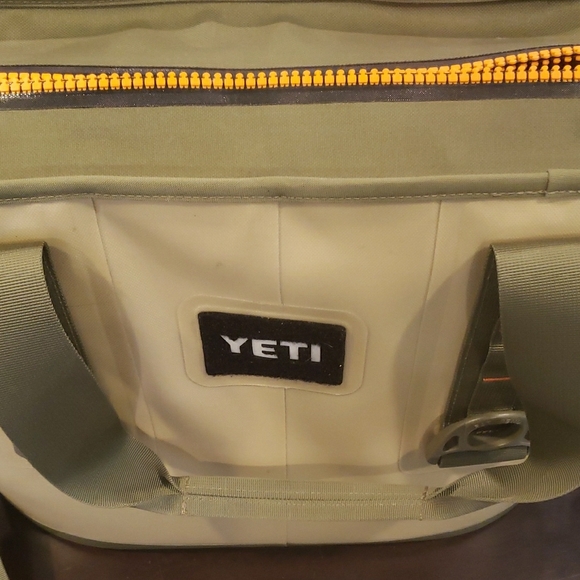 YETI COOLER TAN COLOR PRICE IS FIRM! - Picture 3 of 9